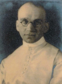 Žebrácký duchovní Zdeněk Lohel