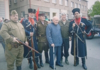 Vladimír Vaňous (uprostřed)