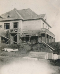 Construction of the family villa (1930s)