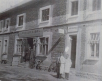 Leopold Eibel's first shop, circa 1938