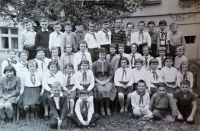 S první třídou ve škole v Březnici