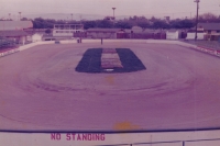 Costa Mesa, USA, dráha 160 m dlouhá