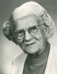 Celestina Ledererová, rozená Odvárková, maminka Lili Trojanové, asi 1987