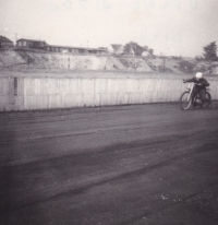 Plochá dráha, Polepy, 1966