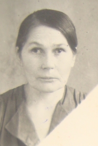 Apparently Jiri Kadeřábek's mother