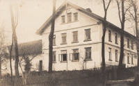 Roušar´s farm in Oldřiš, 27  (1920)