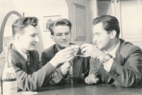 Kamarádi Roubal, Klener, Karas