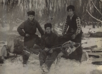 Pavol Beláň (uprostřed) v roce 1969