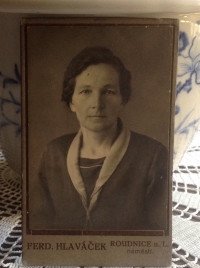 Prababička Jaromíra Kubiase ze Ctiněvsi (foto ze 70. let 19. století) 