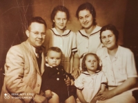 Vožechovi family, Rut is the girl standing on the left
