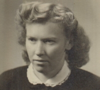 Sestra pamětnice Františka, rozená Skřipková