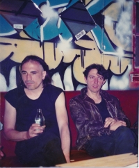 Ivo a Mejla Hlavsa v Canal Clubu na turné kapely Půlnoc, San Francisco, duben 1989