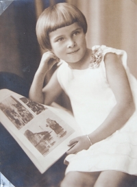 Anděla Kostlivá in 1926 