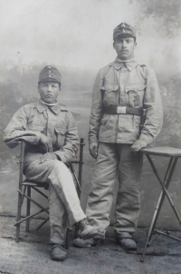 Jan Skřipka- vpravo