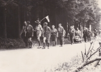 In the footsteps of the first scouts. František Vondráček, the chief of the Humpolec scout band, was one of its organisers. The event took place on the 23rd July 1970 and its route was from Prague to the Jiří Wolker memorial and then to Humpolec.