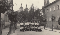 Truhlářské učiliště, 50. léta. Pamětník vpravo vzadu