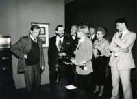 Opening of the Cubism exhibition at the UPM, 1991 (V. Havel, mayor Kořán, V. Šlapeta, M. Lamarová)