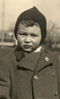 Pavel with a pointed hat, around 1940
