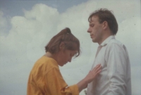 Představení výtvarného divadla Kolotoč, Galerie H, Kostelec nad Černými lesy, konec 80. let