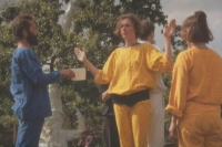 Představení výtvarného divadla Kolotoč, Galerie H, Kostelec nad Černými lesy, konec 80. let