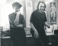 Ivo Pospíšil a Mejla Hlavsa v New Yorku během turné kapely Půlnoc, konec 80. let 