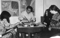 Shozo Shimamoto v Galerii H, Kostelec nad Černými lesy, konec 80. let