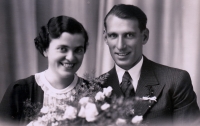 Wedding of her parents, Ludmila Trávníčková and Vladimír Trávníček, August 1937