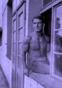 Vladimír Trávníček, sokolovna Louny, cca rok 1945