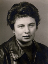 Věra Pázlerová in 1960 (19 years old)