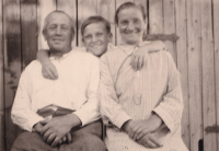 Václav Grim with his father and mother, late 1930s 