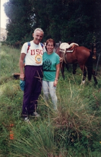 Petr a jeho druhá žena Maria Remedios Couso Rielo; La Cumbrecita, svatební cesta, 1997