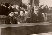 Leo Kollinsky, manžel Ády, nejmladší sestry babičky, který má zásluhu na tom, že většina rodiny zůstala v Terezíně a nebyla odeslána dál na Východ, Praha, cca 1946 