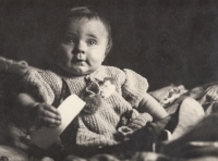 Marie Kadlecová v prvním roce života