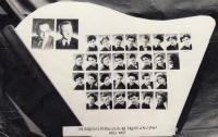 Maturitní tablo Pedagogické školy ve Znojmě z let 1955-1957