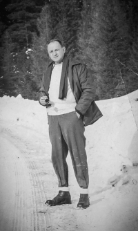 Plk. František Petřík z Bavorova (pobočník generála B. Lomského), strýc pamětníka