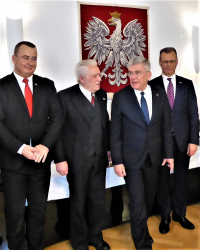 Meeting of Zbigniew Podlesny with Marszalek Senatu PR Stanislaw Karcsewski at the Polish embassy in Bratislava 
