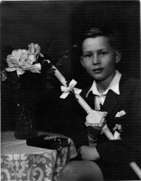 Zbigniew Podleśny as nine years old child