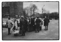 Československá výprava v Moskvě se chystá k hrobu Andreje Sacharova, únor 1990, foto: Bohdan Holomíček