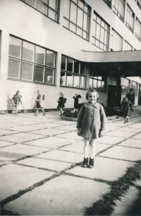 Hedvika Stránská in front of the school