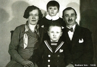 Family photo in 1935