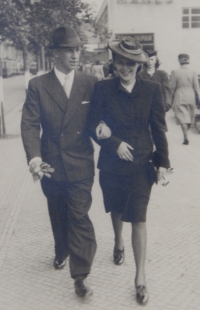 Anděla and Karel as newly married couple in Prague for the first time, 1940
