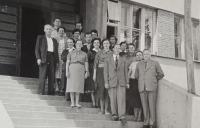 Společná fotografie pedagogického sboru, Zubří, 1952