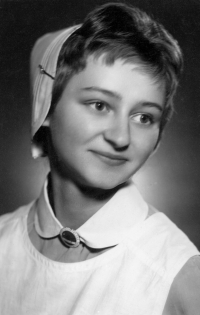 Marie Svatošová, graduation photo, 1961