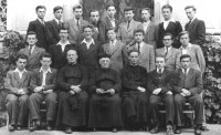 Sixth year of the Velehrad Grammar school, Karel Ševela, Frant. Kubíček, mg. Vojt. Ondřej. These joined the novitiate: sitting: first from left Jan Rybář, second from right Vl. Ovčáčík. Second row from left: the first Josef Jakubec, the second Stanislav Klvaňa, the fourth Ant. Fojtík, (last in line Josef Suchánek, who was later ordained a secular priest and served and later died in his birthplace in Borkovany). 3rd row: first Josef Špiruda, second Josef Hladiš, third Oldřich Jurok (nephew of P. Botor), fourth Miroslav Dančík, at the end of the row is Ladislav Krásenský, 1948/9