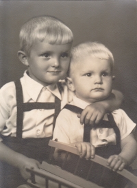 Vojtěch Petr with his older brother