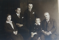 Family Vojtěchovský; from the left Anna, aunt of the witness, Miroslav (active in the antifascist resistance, executed during Heydrich's reign of terror), Vlastimil, Jiří (active in the antifascist resistance, survived the occupation), Josef -husband of Anna, cca 1930