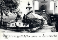 Do obce Svratouch na Vysočině se rodina Bohdana Pivoňky přestěhovala v červenci 1968