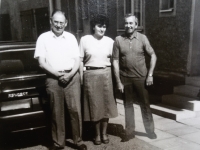 Návštěva z Německa - Němec- zajatec, který po válce pomáhal Cihelníkům na statku, a Josef s manželkou