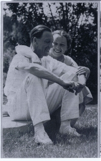 František Vojáček a jeho žena Olga Vojáčková ve 30. letech