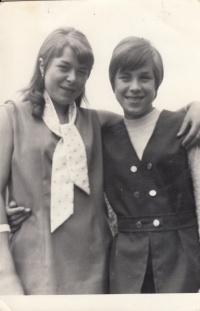 Svatava Němcová - dcery Svatava a Jitka, počátek 70. let